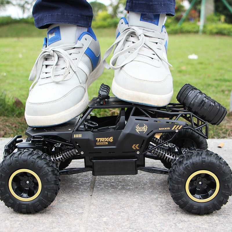 RC Car 4WD climbing Car 4x4 Double Motors Drive Bigfoot Car Remote Control Model Off-Road Vehicle toys For Boys Kids Gift