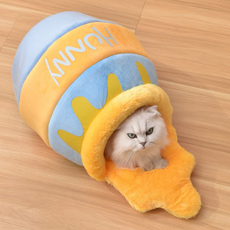 Disney Winnie The Pooh Pet Nest Cartoon Stuffed Cat Beds Dogs Sleepping Mats Winter Warm thicken Canned Honey Pets House Caves